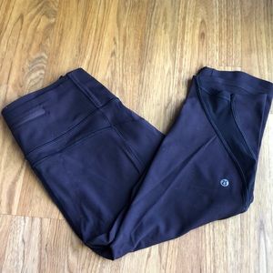 Lulu Lemon Leggings Size 6 Plum Color